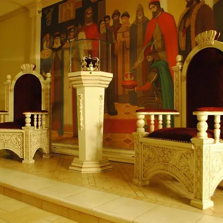 Hotel галицька